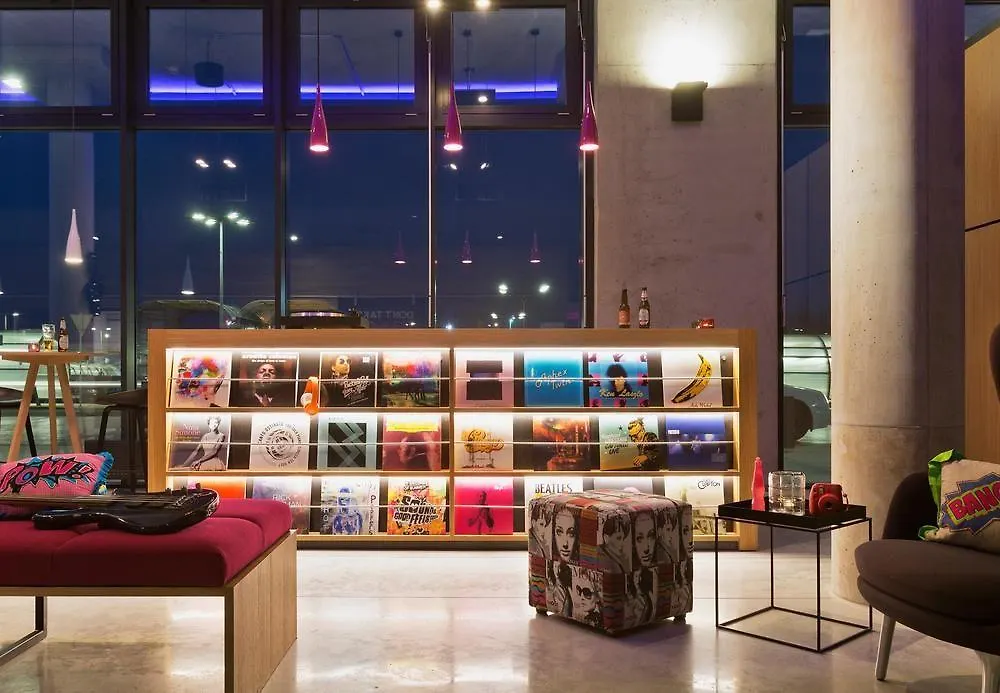 Moxy Vienna Airport Hotel