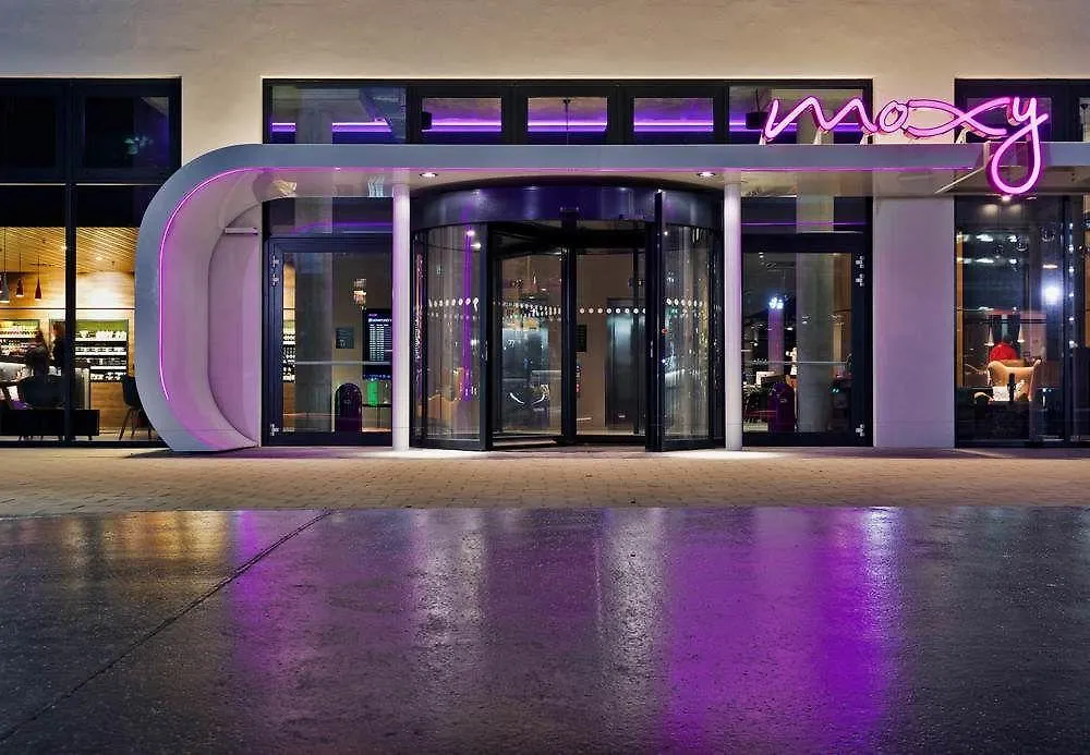 Moxy Vienna Airport Hotel 3*, Schwechat Austria