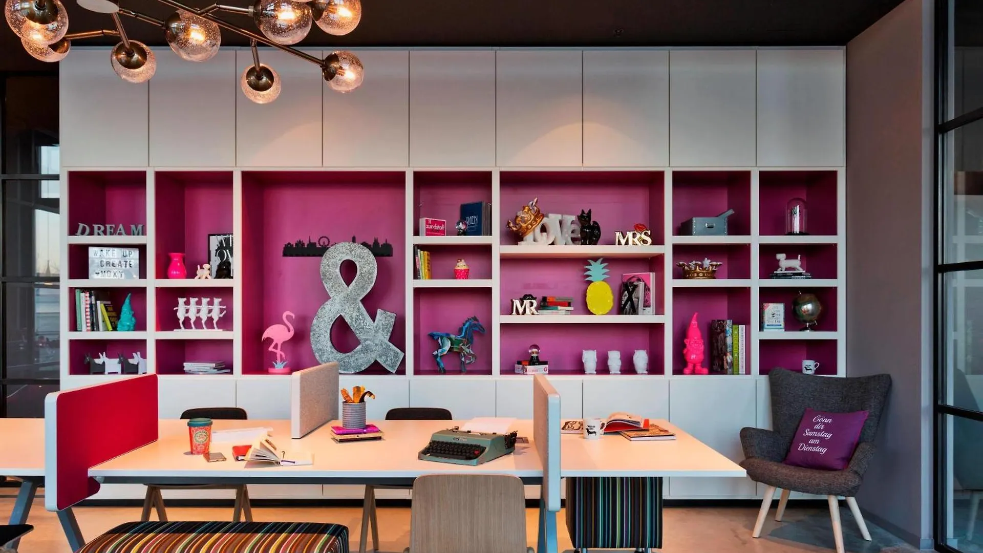 Moxy Vienna Airport Hotel 3*, Schwechat Austria