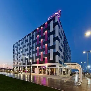 Moxy Vienna Airport Hotel Schwechat
